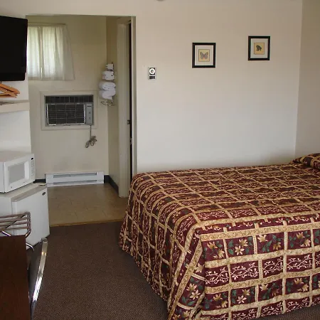Tops Motel